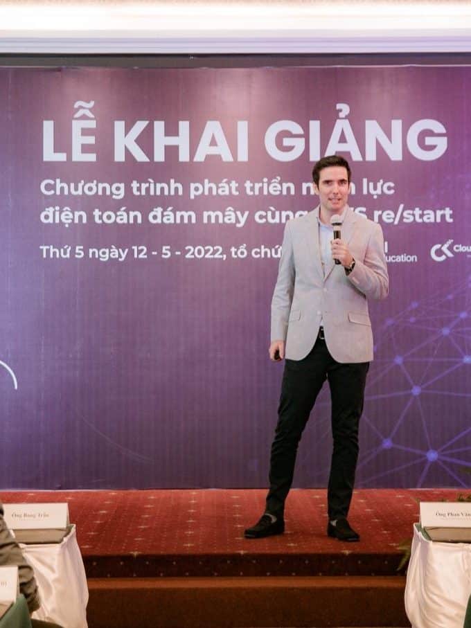 AI Education And Cloud Kinetics Launches Free AWS Re/Start Cloud Skills Training Program In Vietnam